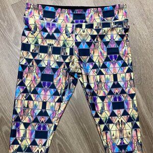 Spalding Multicolored Geometric Print Capri Leggings – Women’s Size Large